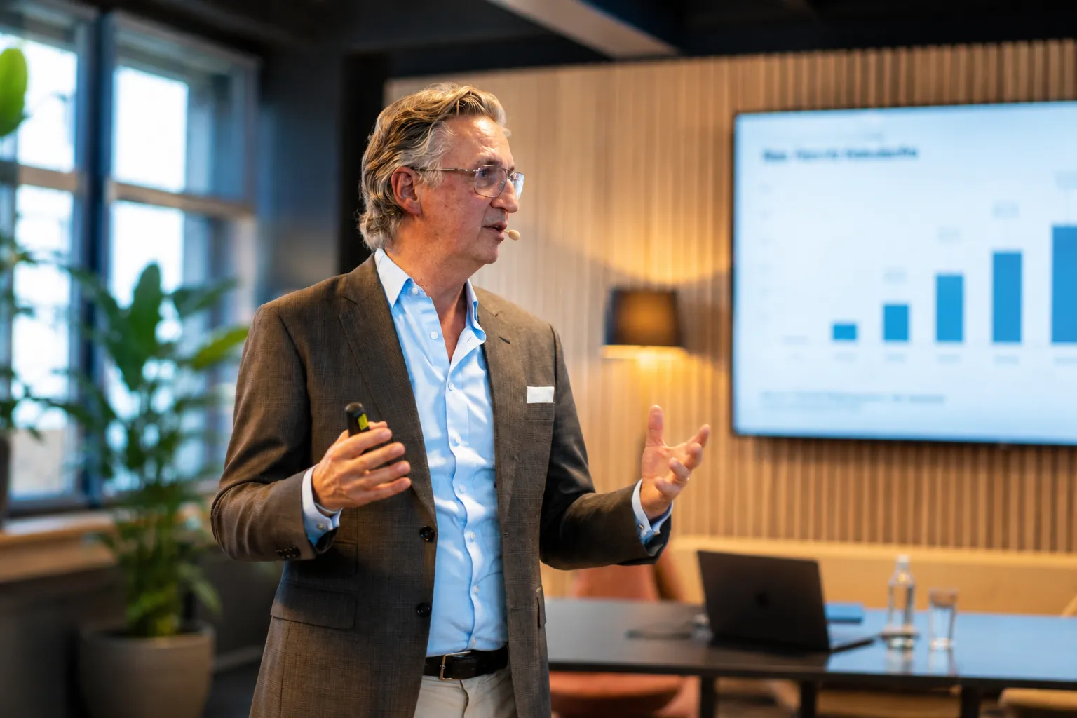 B2B-Neukundenakquise & Sales-Beratung: Das Leistungsportfolio von HOPP ACQU!TIES